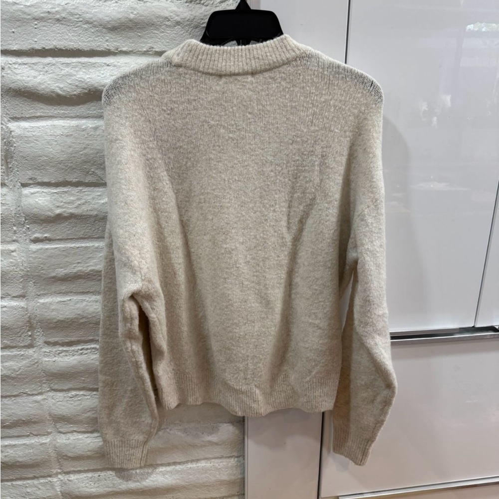 Discontinued Beautiful Embroidered Japanese Crane HM Sweater - Picture 3 of 4